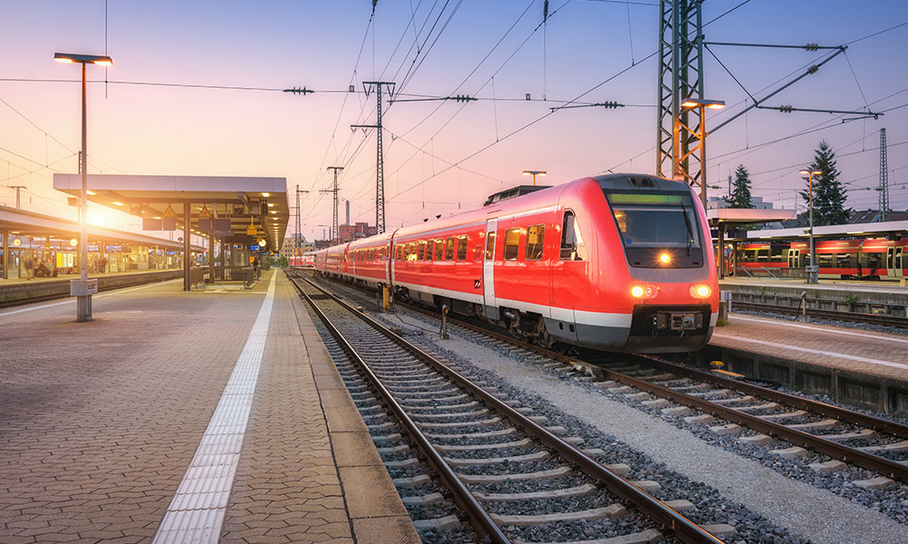 النقل بالسكك الحديدية